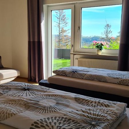 Moderne Ferienwohnung Mit Eigenem Garten Und Traumhaften Blick Wilhelmsthal Buitenkant foto