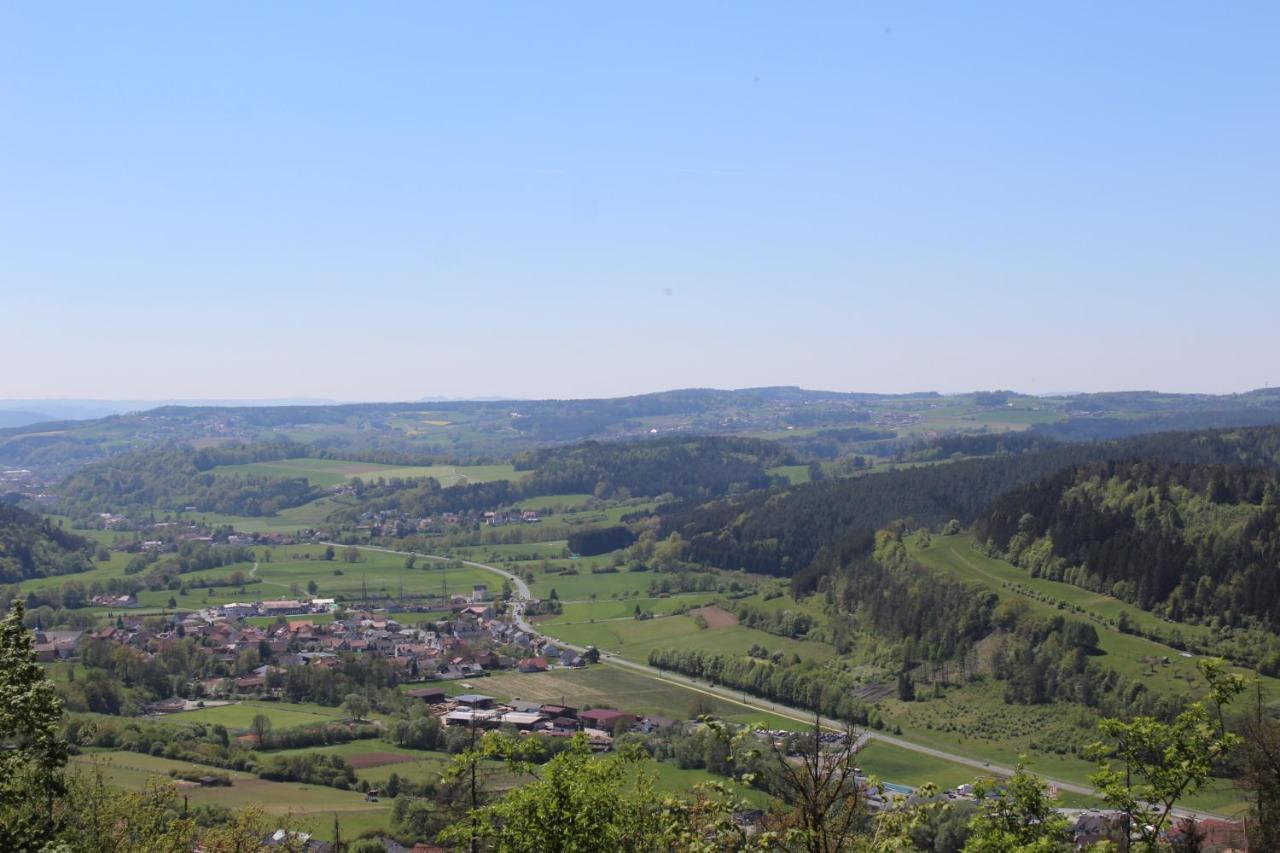 Moderne Ferienwohnung Mit Eigenem Garten Und Traumhaften Blick Wilhelmsthal Buitenkant foto