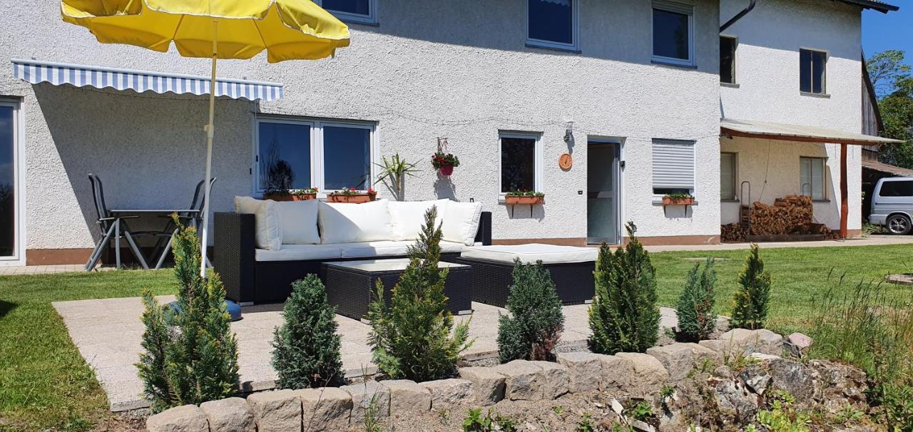Moderne Ferienwohnung Mit Eigenem Garten Und Traumhaften Blick Wilhelmsthal Buitenkant foto